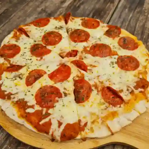 Pizzpa Pepperoni