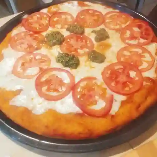 Pizza Tomate Pesto