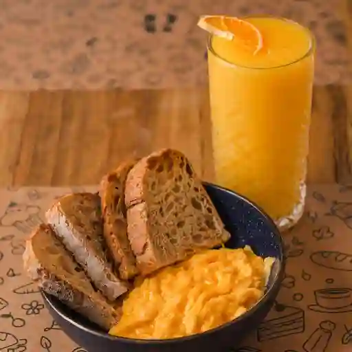 Huevos Revueltos+bebida