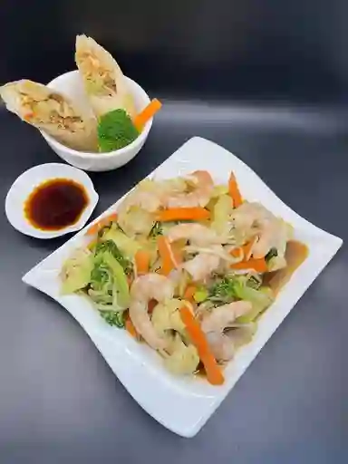 Colacion Chapsui de Camaron con Arroz Chaufan