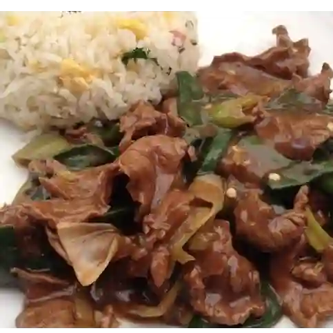 Carne Mongoliana con Arroz Chaufan