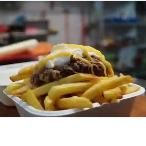 Papa Natural Frita con Carne Mechada