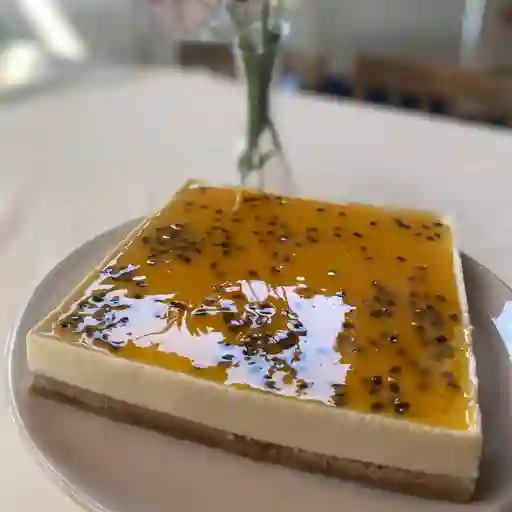 Cheesecake Salsa Maracuyá