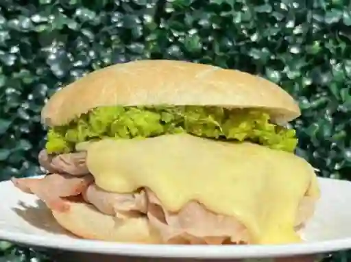 Lomito Brasileño Papas Fritas