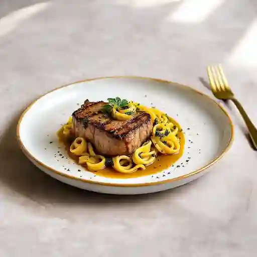 Osobuco Braseado Con Fetuccini Al Pesto