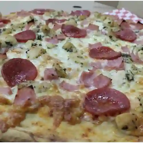 Pizza Salame Familiar Xl