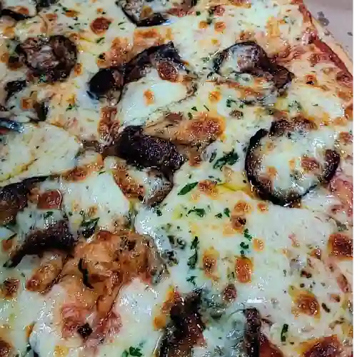 Pizza Berenjena Queso Azul