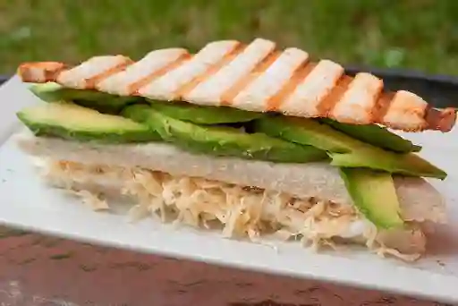 Sándwich de Ave y Palta