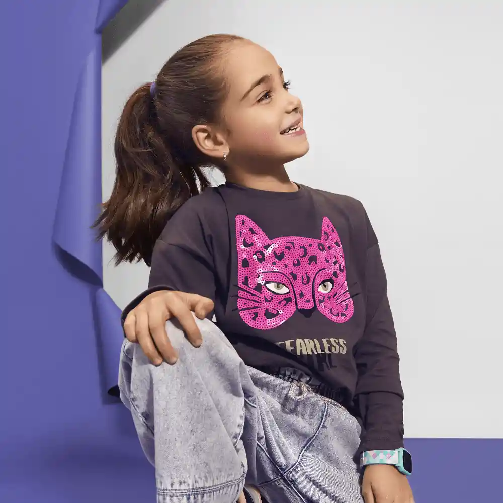 Polera Antifaz De Niña Gris Talla 3a