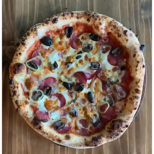 Pizza de Salame Artesanal