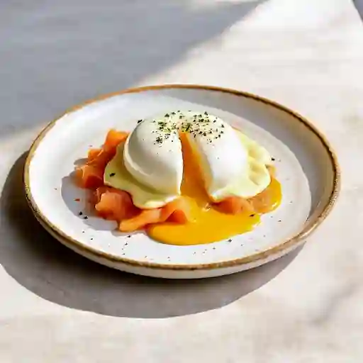 Huevo Pochado Con Salmon Ahumado