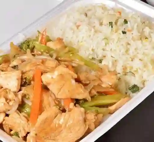 Chapsui de Pollo con Arroz