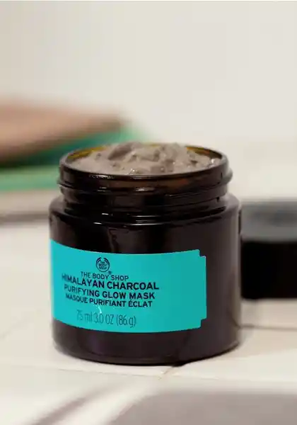 The Body Shop Mascarilla Purificante Himalayan Charcoal