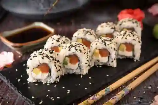 California Rolls en Semillas de Sésamo