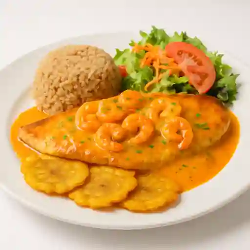 Pescado a la Camaronada