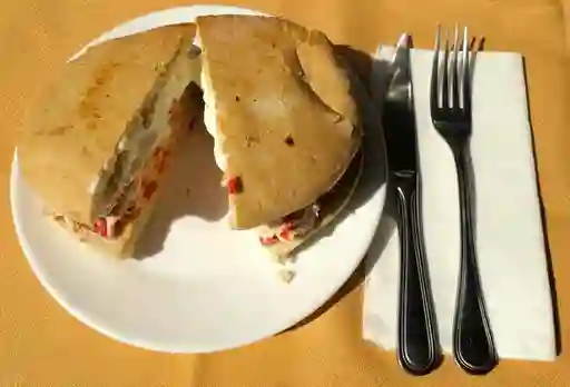 Sándwich Ave Pimentón