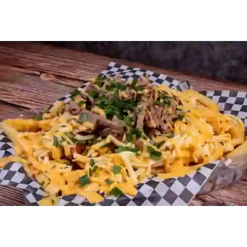 Papas Fritas con Pernil de Cerdo