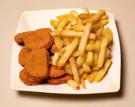 Menú Niño - Nuggets con Papas
