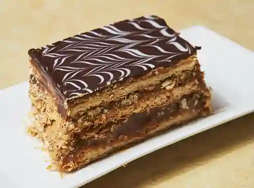 Pastel Hoja Manjar Chocolate