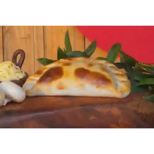 Empandada de Champiñon y Queso
