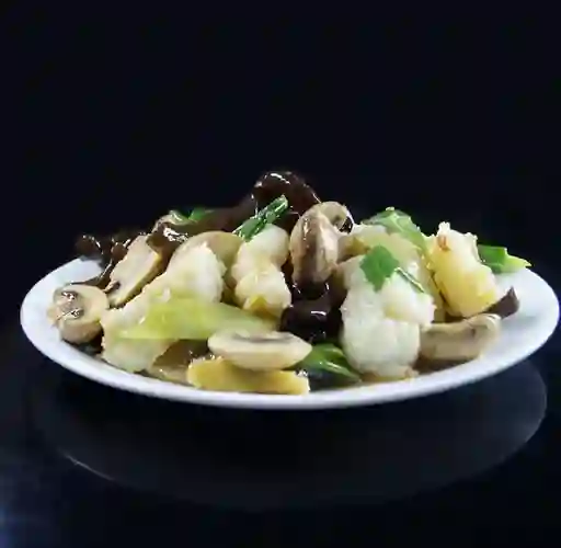 Congrio Champiñones y Algas