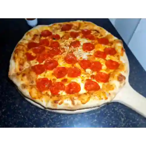 Pizza Doble Pepperoni Familiar