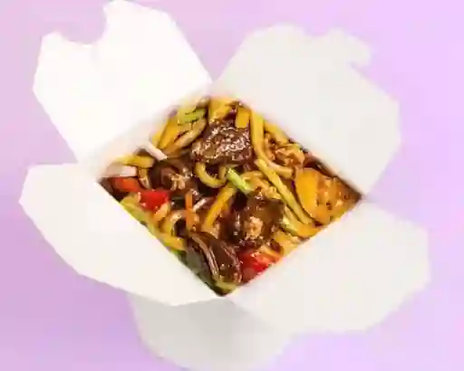 Noodles Salteados con Pollo y Verduras