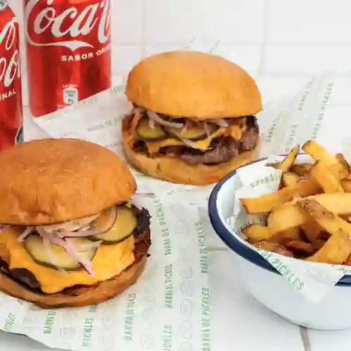 Dos Cheeseburguer+papas Fritas+bebidas