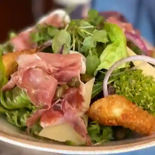 Ensalada de Alcachofas y Jamón Serrano