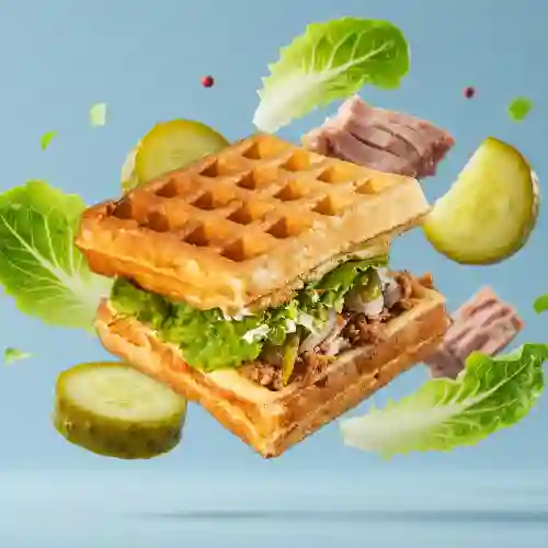 Pulled Pork Waffle Sándwich