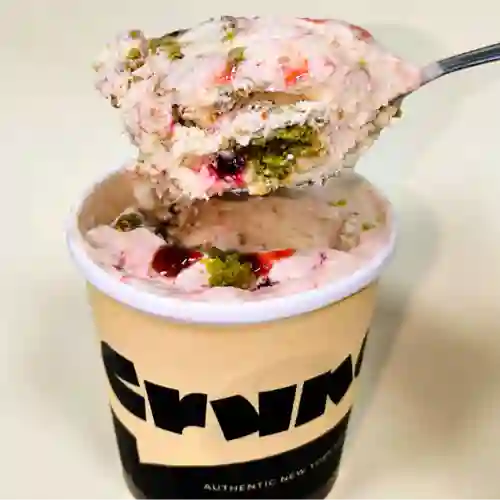 Helado Golden Ichigo Matcha