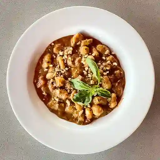 Gnocchi pesto rosso