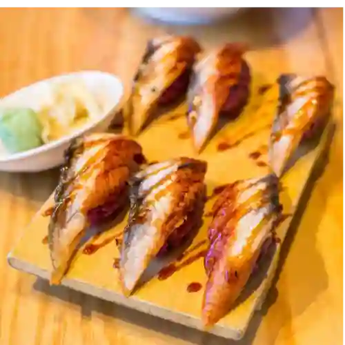 Nigiri Anguila Flameando