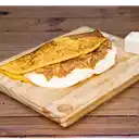 Cachapa con Carne Mechada y Queso de Mano