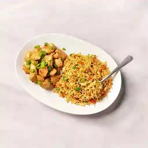 Pollo Mongoliano con Arroz Chaufan
