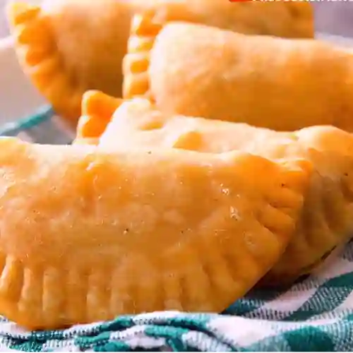 Empanadas Fritas Camarón Queso