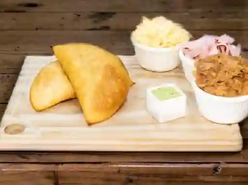 Empanada Gordón Blue Carne