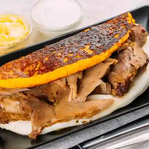 Cachapa Rumbera (Cerdo&queso)