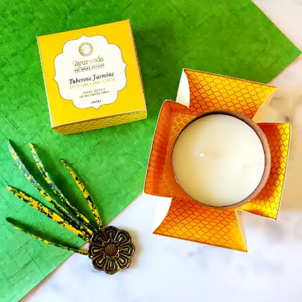 Vela Aromática Ayurveda de Dos Mechas Flor Song of India