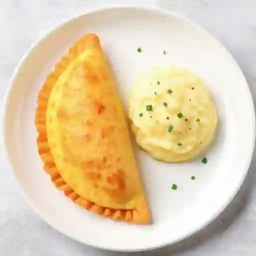 Empanada de Platano + Queso Llanero
