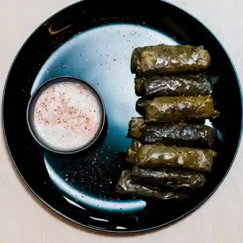 1/2 Porción Hojas de Parra (Veganas)-103