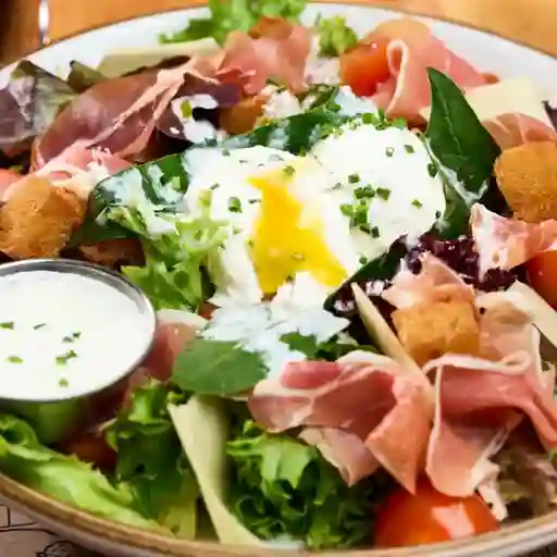 Huevo de Campo pochado y Jamón Serrano