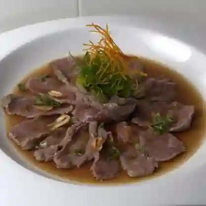 Yuniko Tataki