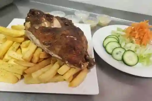 Combos de Pollo Entero a Las Brasas