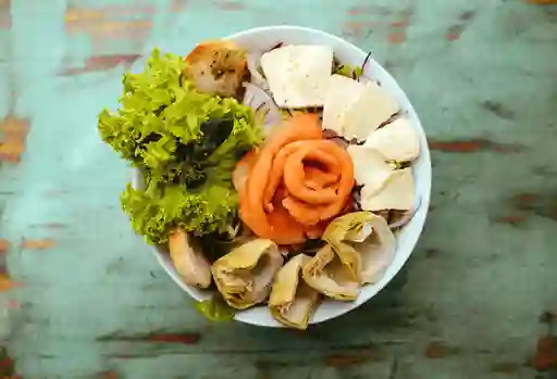 Ensalada Salmone