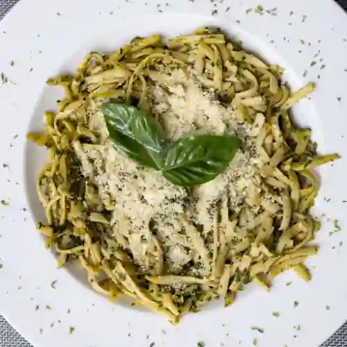 Fetuccini Al Pesto