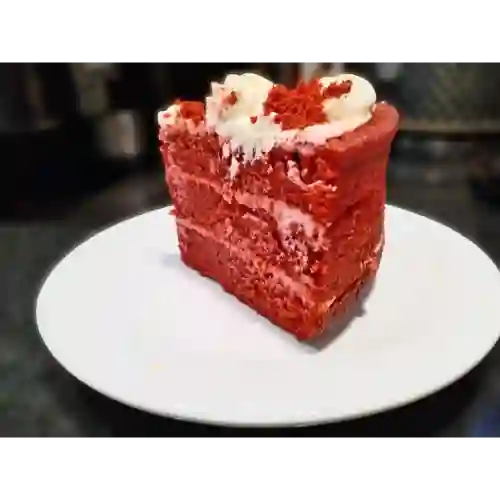 Porción de Torta Red Velvet.