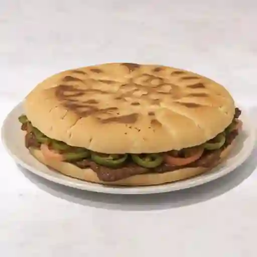 Lomo Queso Mega + Bebida