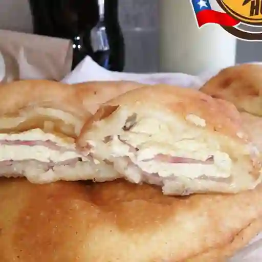 Empanada de Jamón y Queso Llanero