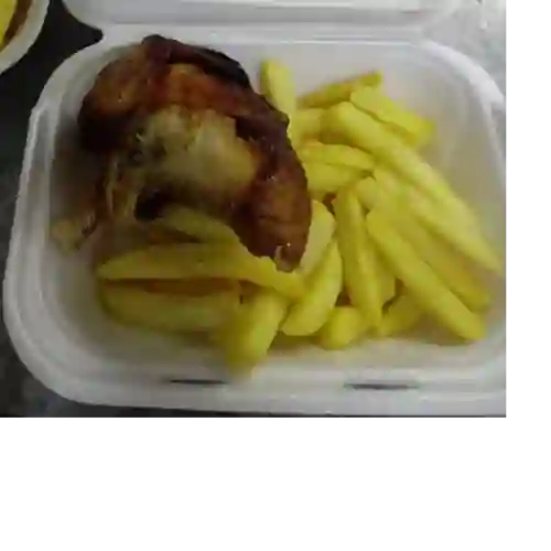 1/4 de Pollo Asado con Papas Fritas